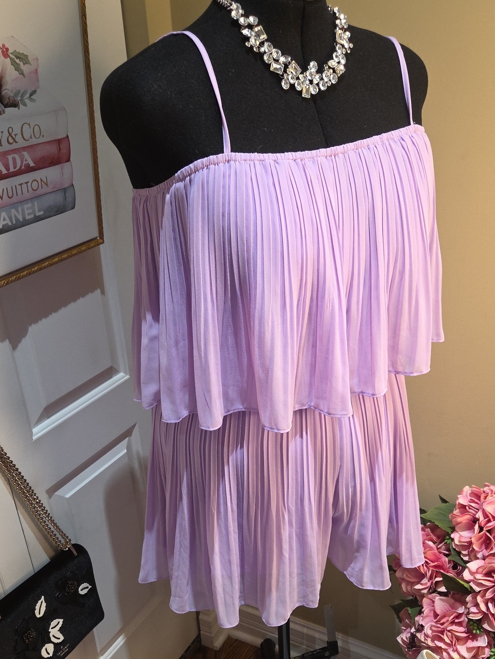 Nwot XL Exlura  Lavender Pleated Romper - Lightweight Spaghetti-Strap Jumpsuit - Picture 4 of 15